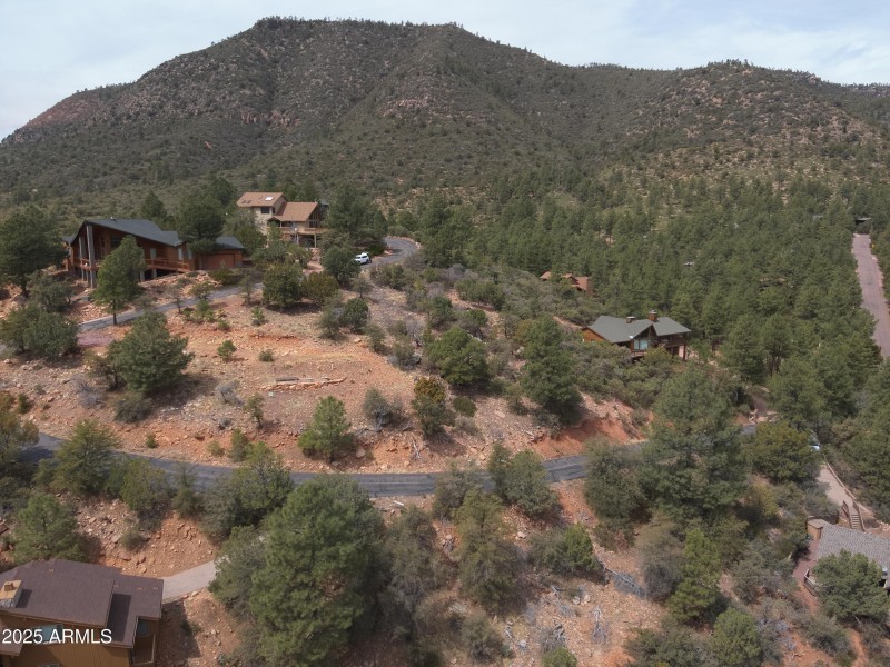 132 Knob Hill - aerial view from SE