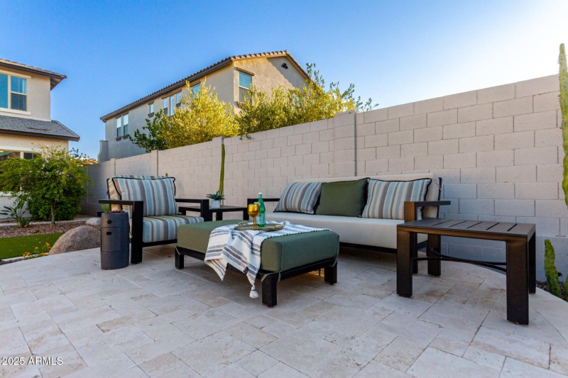 Elevated Travertine Sitting Area