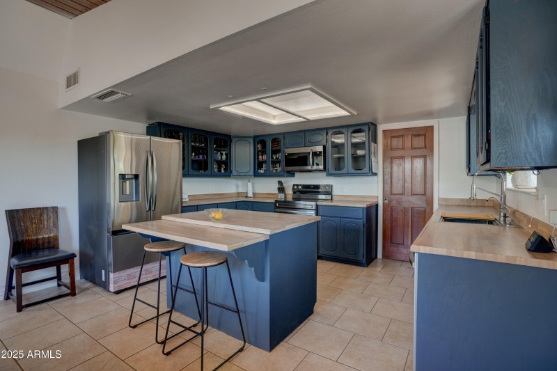 Kitchen 1