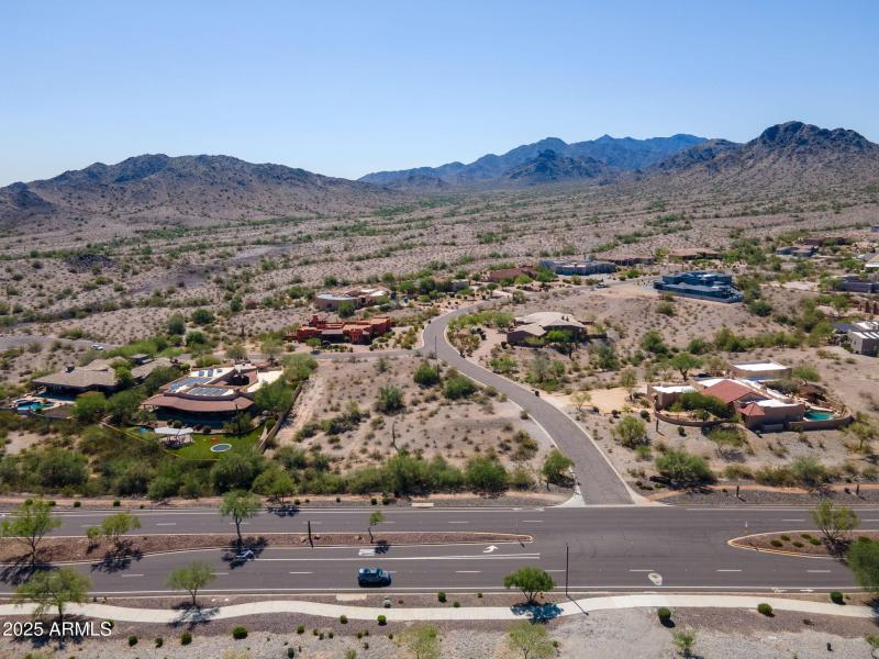 6-web-or-mls-8650 S San Filipe Dr-6