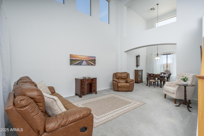 Living Room Photo 3