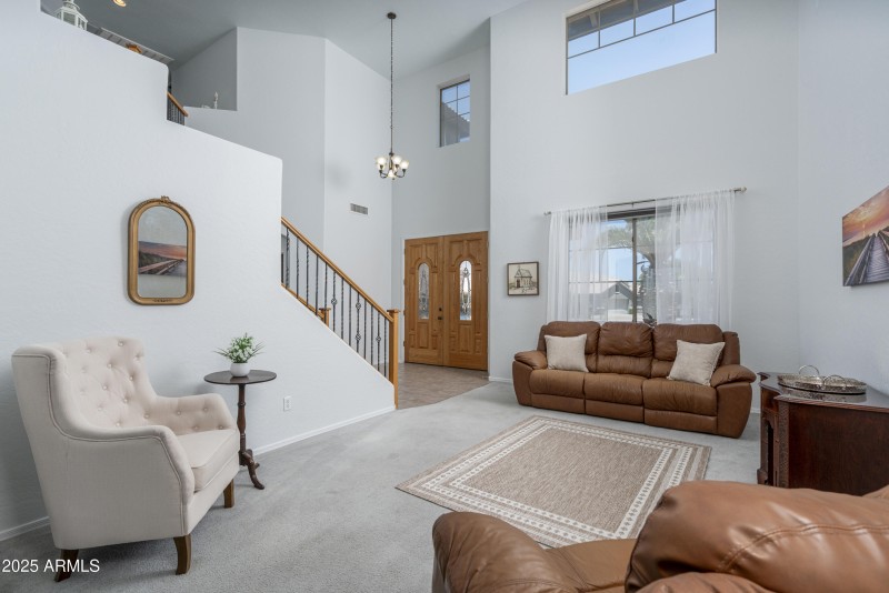Living Room Photo 2
