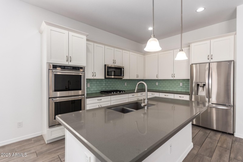 Kitchen 4