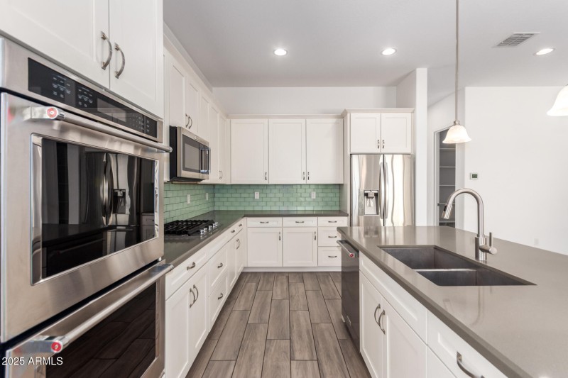 Kitchen 1