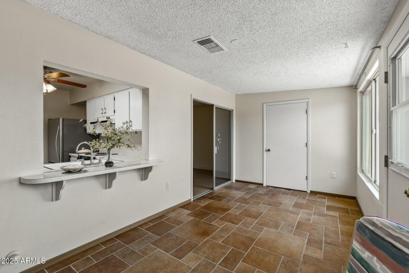 20_13671_N_111th_Ave20_mls