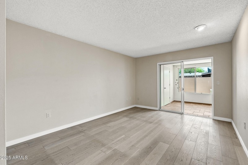 25_13671_N_111th_Ave25_mls