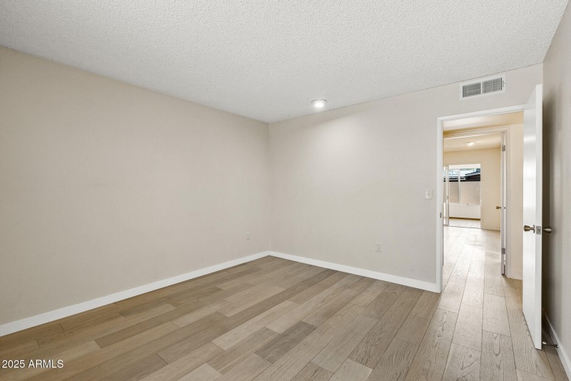 32_13671_N_111th_Ave32_mls