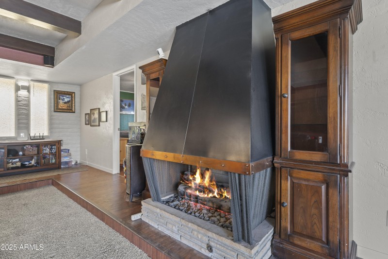 07-Living Area