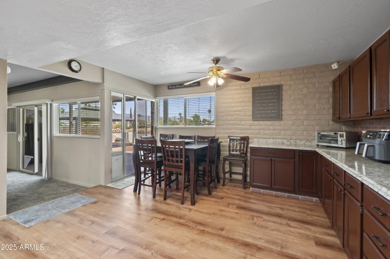 13-Kitchen & Dining