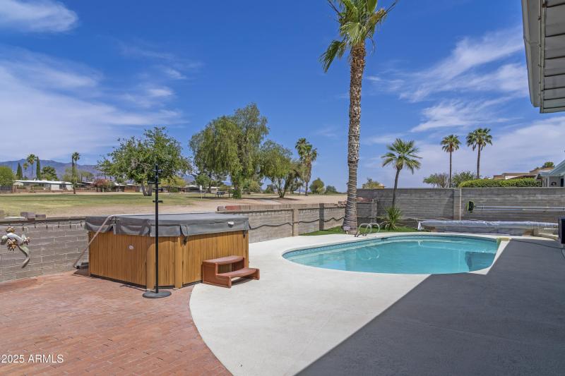 29-Pool & Spa