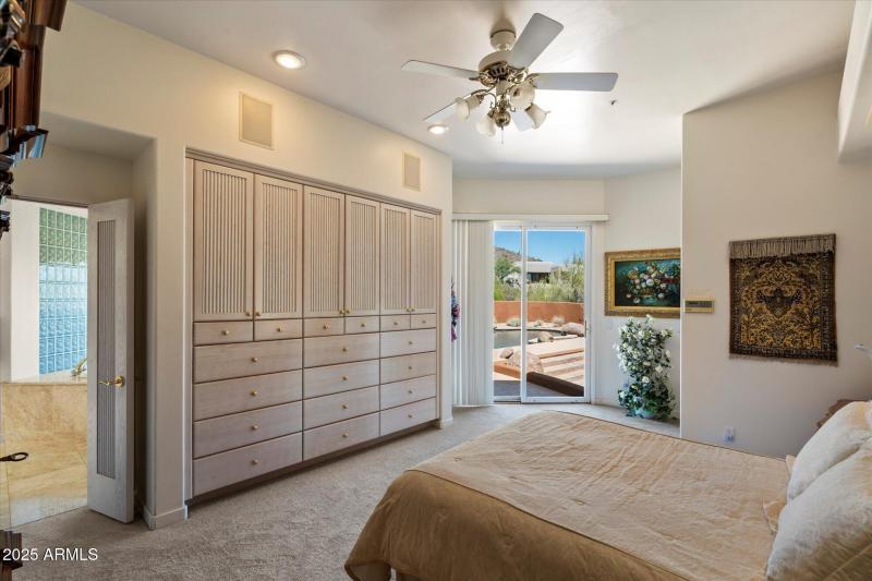 24-7728 E. Mary Sharon Dr