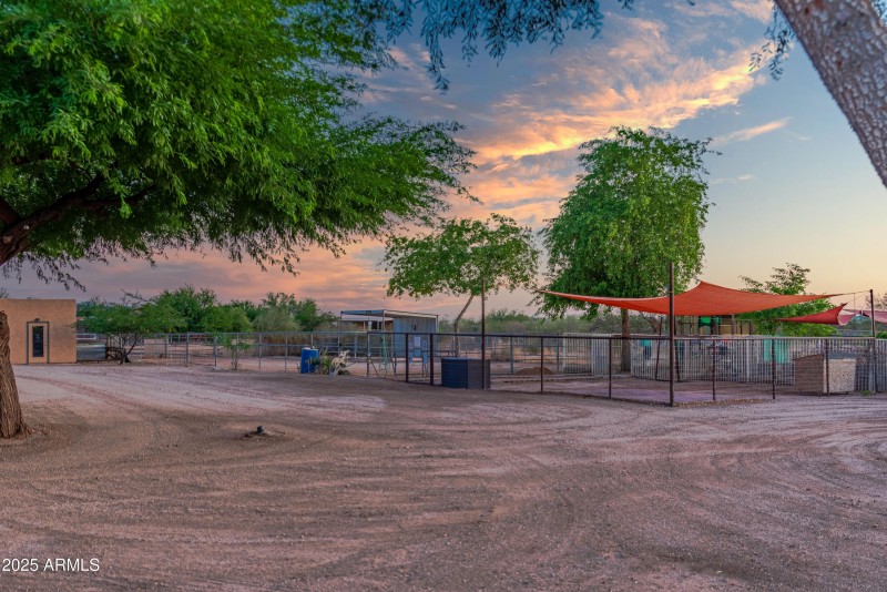 35916 N 213th Dr 00069