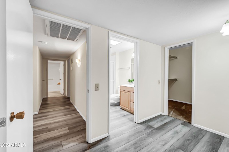 Owner suite - walk in closet - 103rd