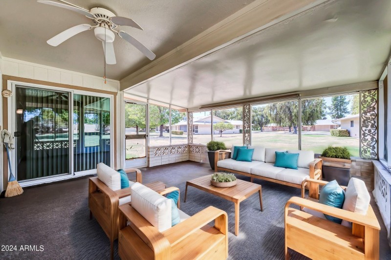 Arizona Room - staged - 103rd