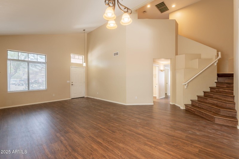 7-web-or-mls-Madison-7