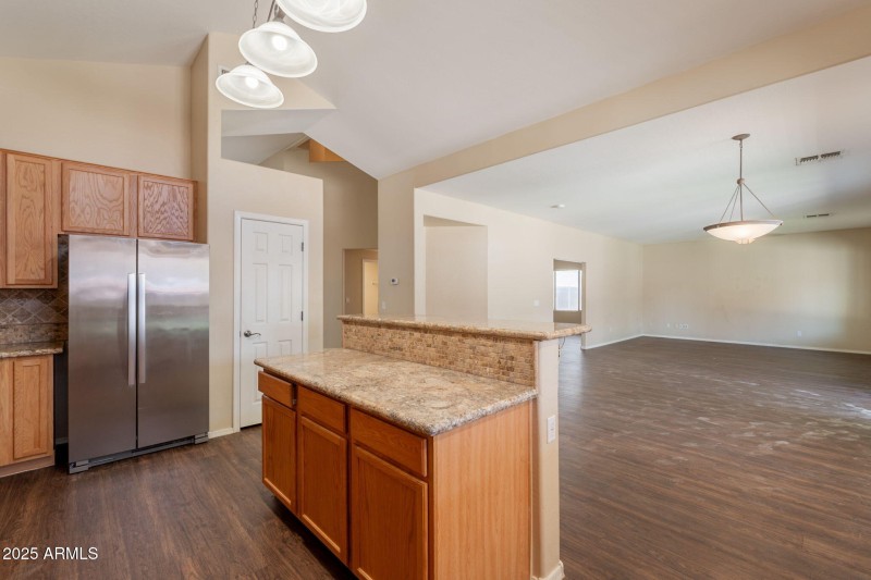 12-web-or-mls-Madison-12