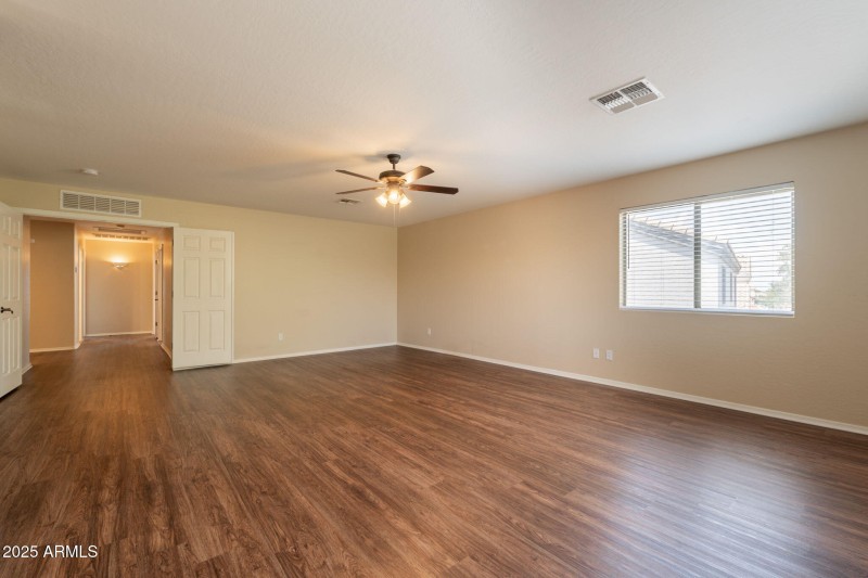 31-web-or-mls-Madison-31