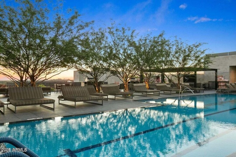 Pool 2