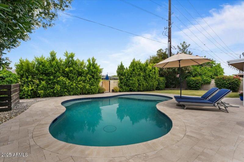46-Pool