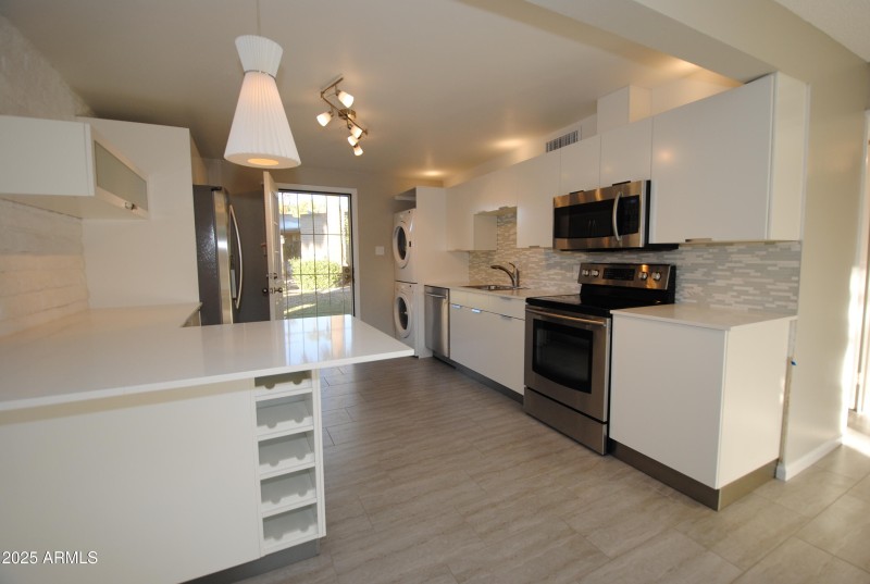 Full-sized Washers & Dryers
