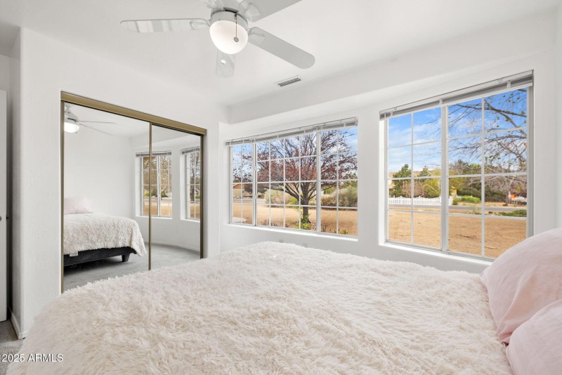 21-Bedroom 2 (2)