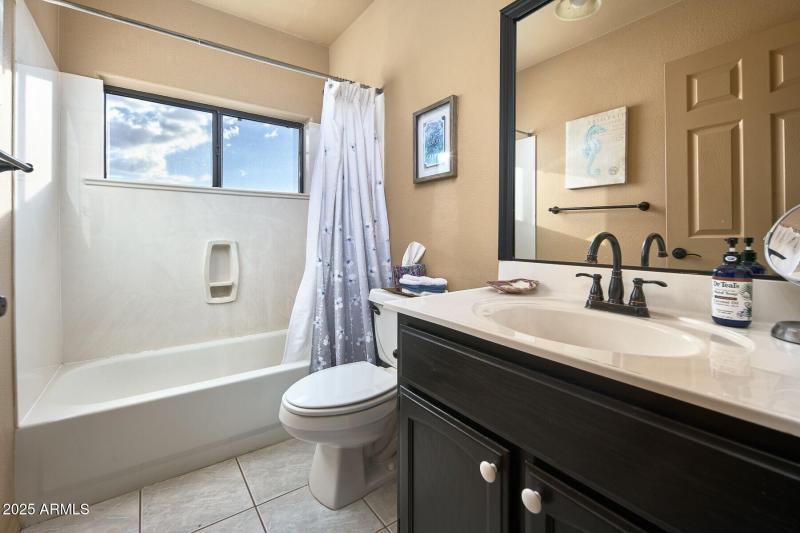 Guest Bath 1