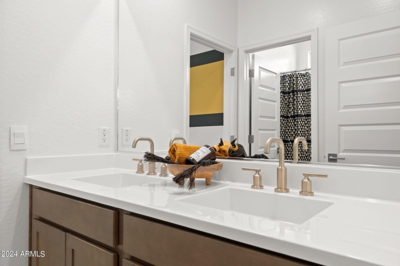 Secondary Bath