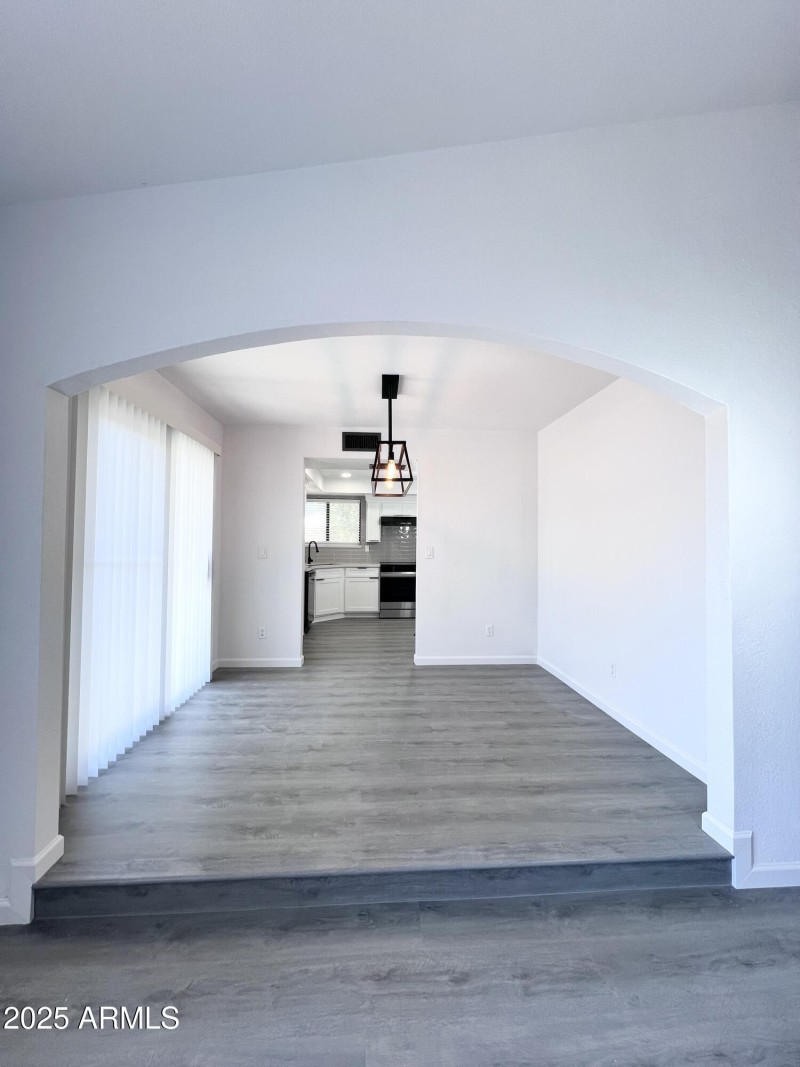 Dining Room Pic1