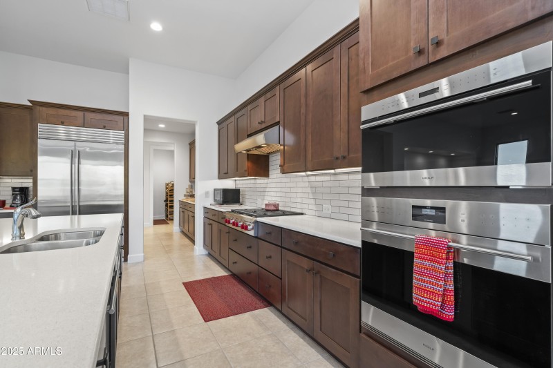 15-Kitchen