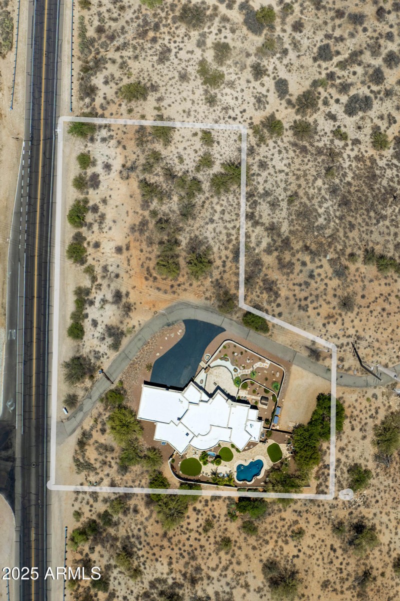 Top View with Boundary Lines