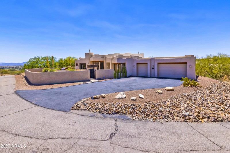 Front Curb Appeal