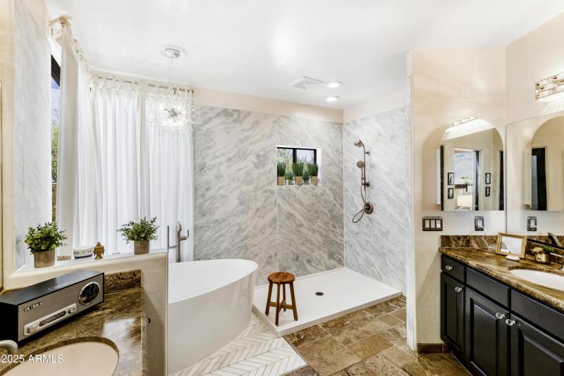 Owner's Bath