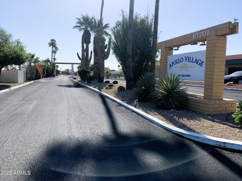 Apollo Entrance