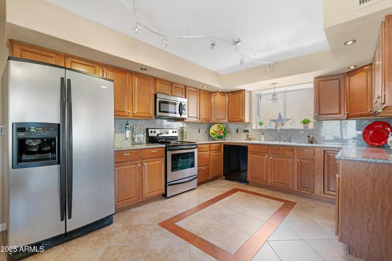 Kitchen 1