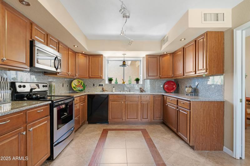 Kitchen 2
