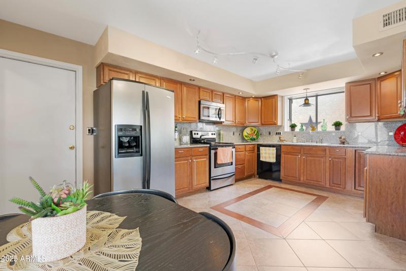 Kitchen 6