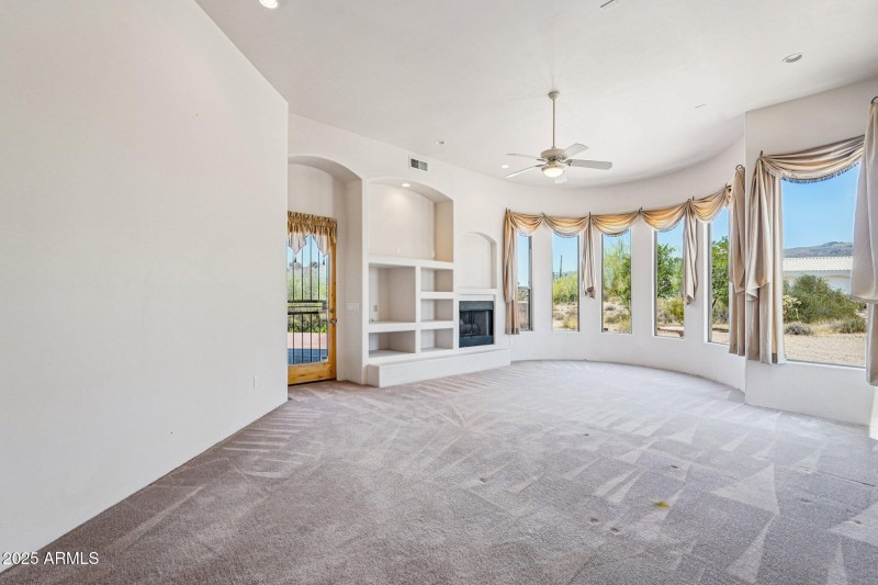 10-web-or-mls-E Cordova St-1006-010