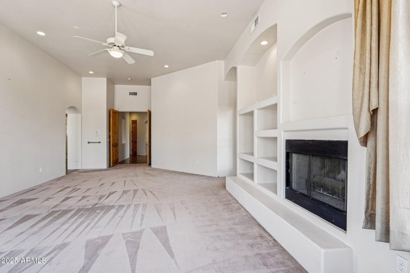14-web-or-mls-E Cordova St-1006-014