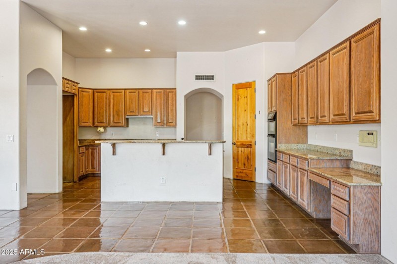 22-web-or-mls-E Cordova St-1006-022