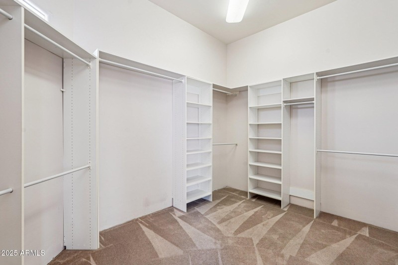 33-web-or-mls-E Cordova St-1006-033