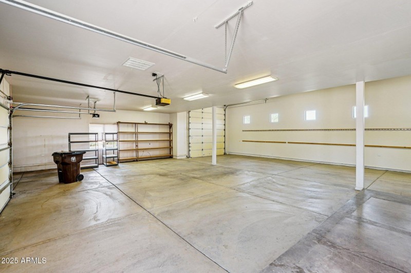 56-web-or-mls-E Cordova St-1006-056