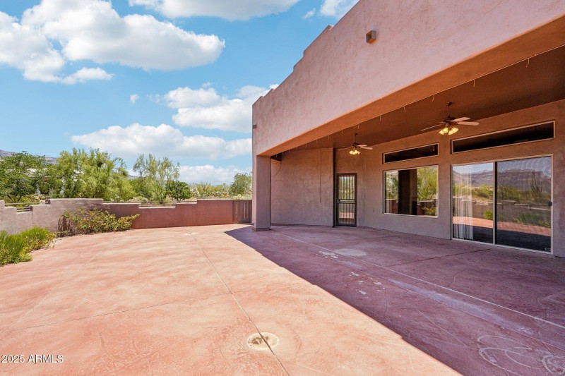 60-web-or-mls-E Cordova St-1006-060