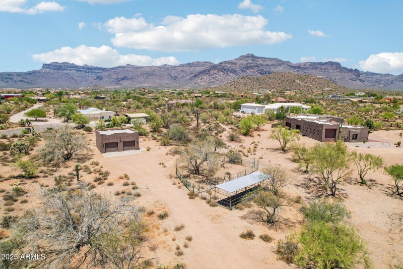 68-web-or-mls-E Cordova St-1006-068