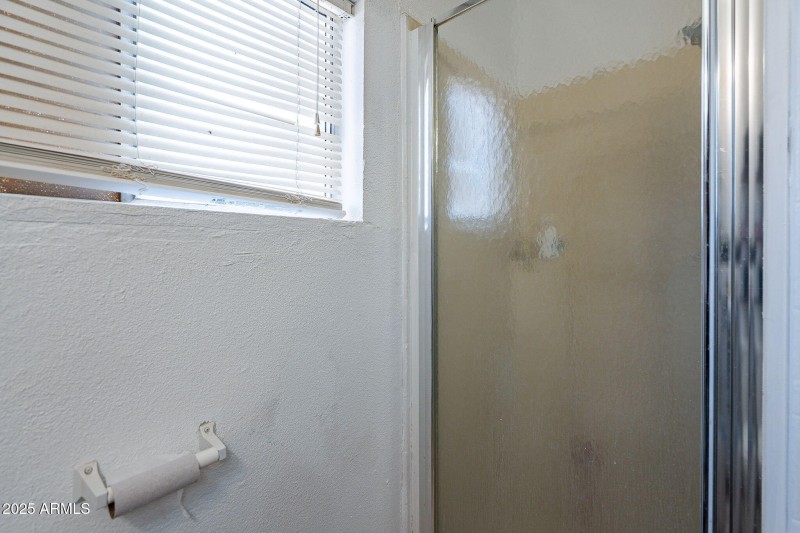 Bathroom 3 (1)
