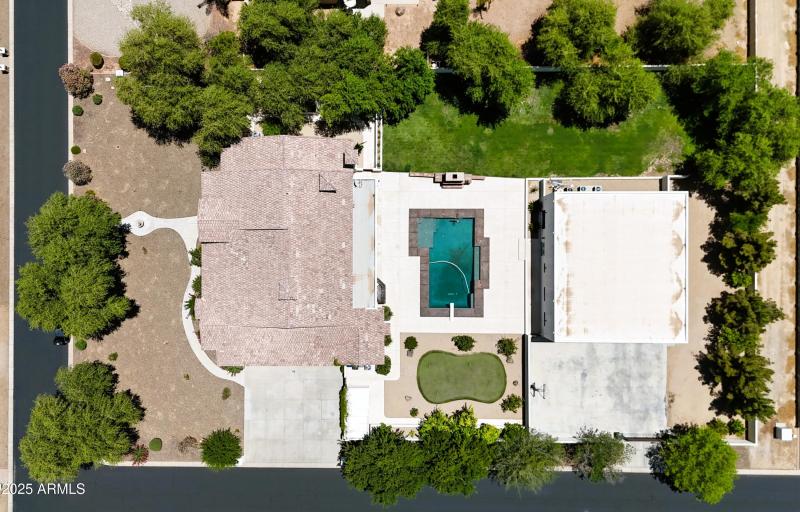 DJI_20250608115602_0184_D