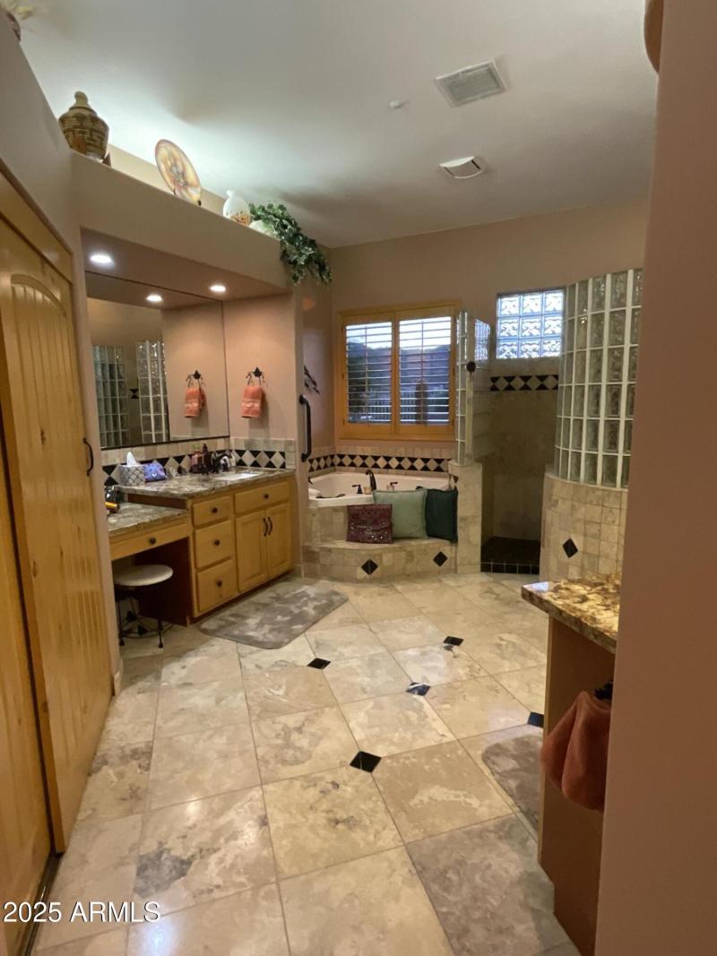 Mstr Bath