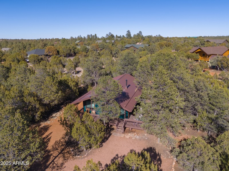 2273 Trail Cir