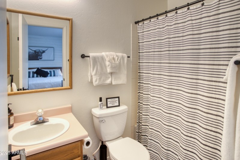 2273 Trail Cir