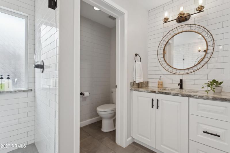 25-print-1142-e-tempe-dr