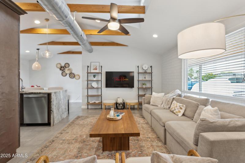 3-print-1142-e-tempe-dr